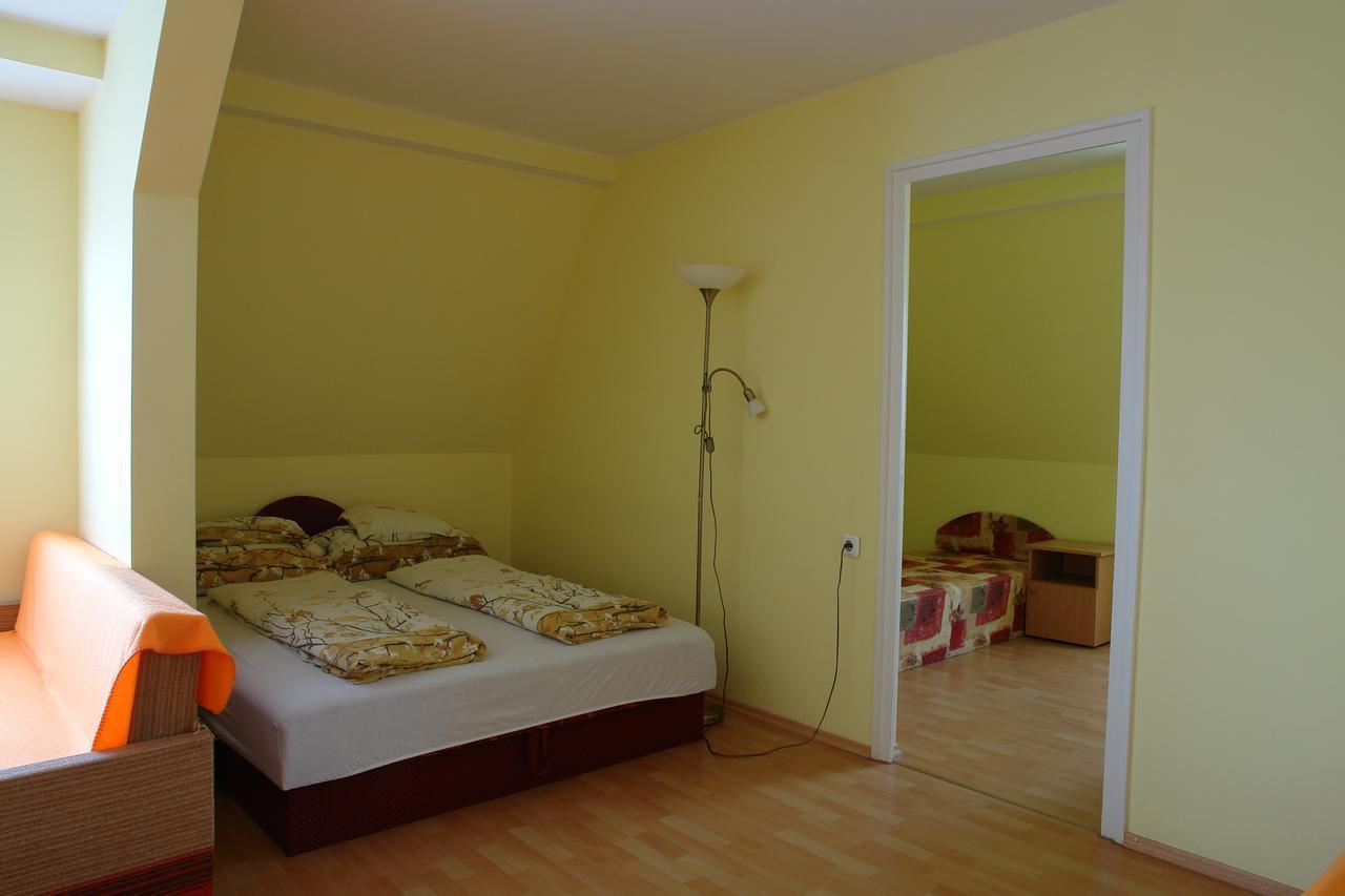 Valentina Apartmanhaz Apartment Bogacs Ngoại thất bức ảnh