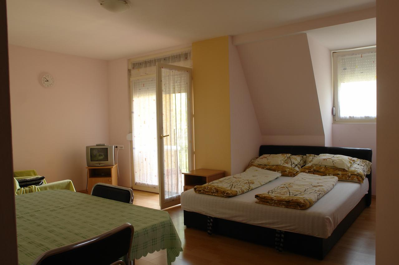 Valentina Apartmanhaz Apartment Bogacs Ngoại thất bức ảnh