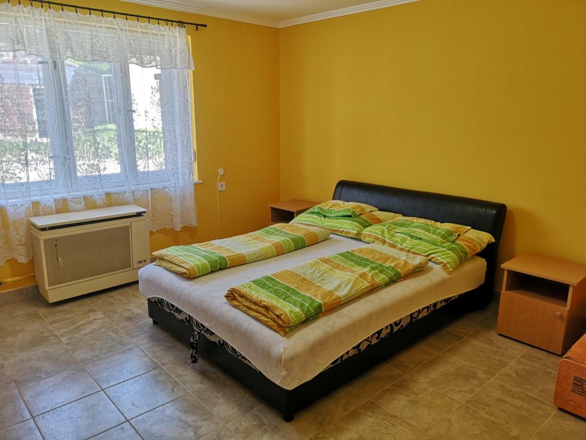 Valentina Apartmanhaz Apartment Bogacs Ngoại thất bức ảnh